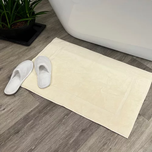 Comfortable bathroom rug Ivory 50x80, 700 g