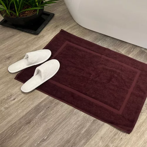 Comfortable bathroom rug Aubergine 50x80, 700 g